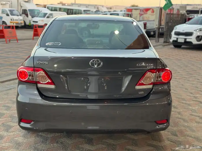 تويوتا كورلا 2013 مخزنة 4