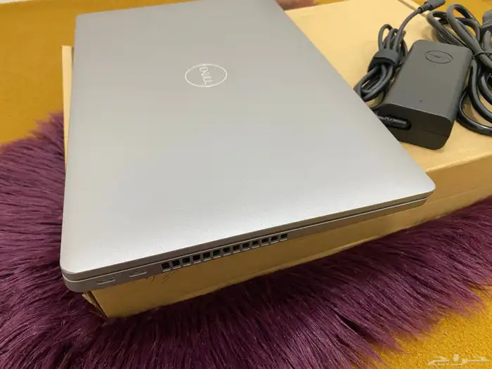 لابتوب ديل كور i7 شاشه لمس نظيف جدا 6