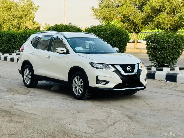 نيسان اكس تريل نص فل دبل خمس مقاعد 1