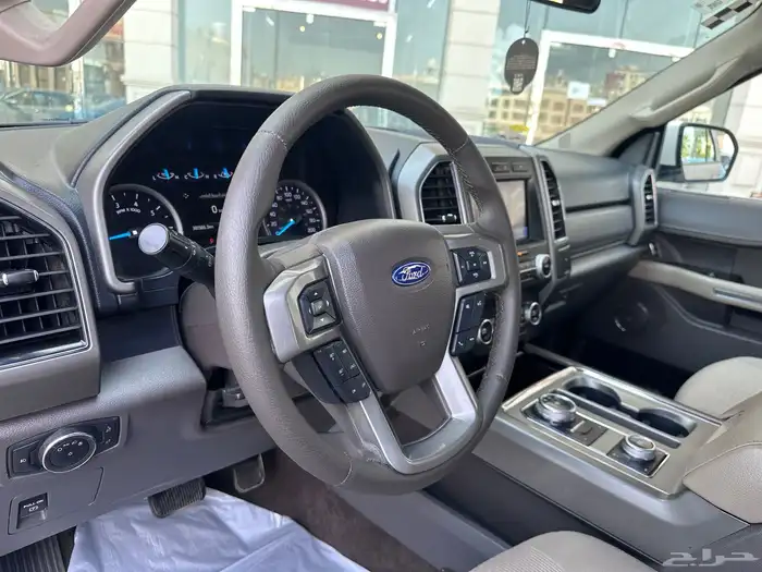 فورد اكسبيدشن 2021 دبل قصير نضيف للمستخدمXL 23