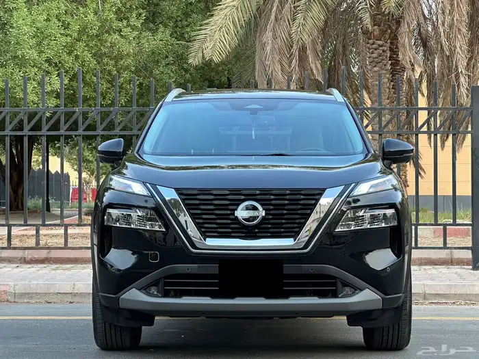 نيسان اكس تريل موديل 2023 سعودي نص فل بلس 7 ركاب 12