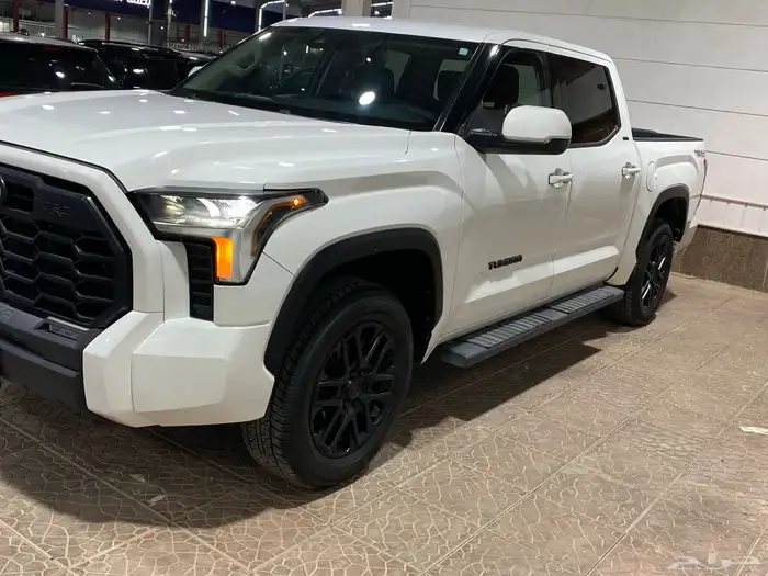 تويوتا تندرا 5