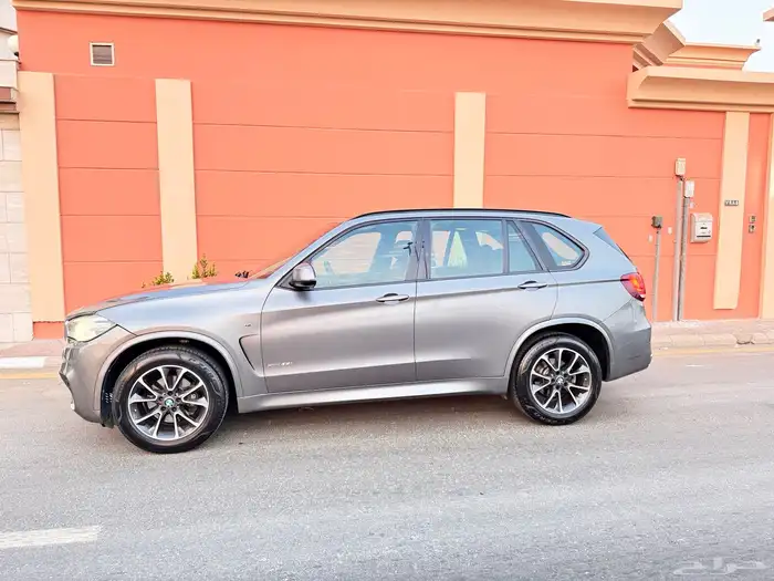 BMW X5M 2016 5
