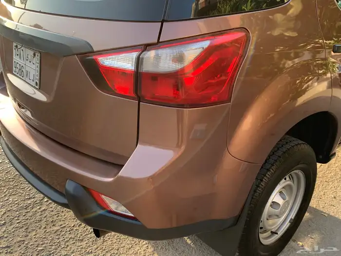 ايسوزو 2015 ديزل ( mux ) 9