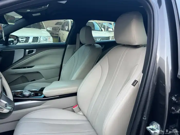 كيا K8 2022 ممشى 6 سلندر ممشى 80.000 لدى قمة الاطلال 59