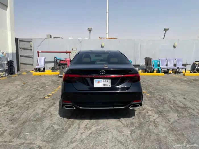 افالون 2021 اسود XLE 1