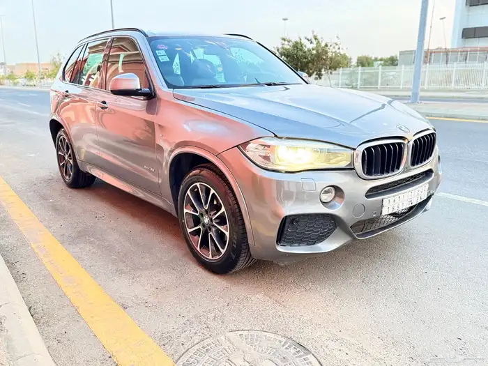 BMW X5M 2016 1
