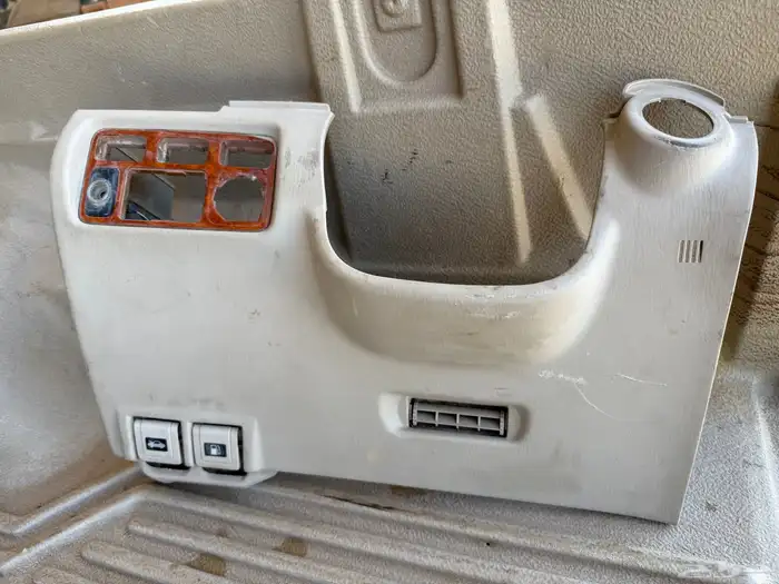 للبيع قطع تيوتا لاندكروزر جي اكس 2002 1