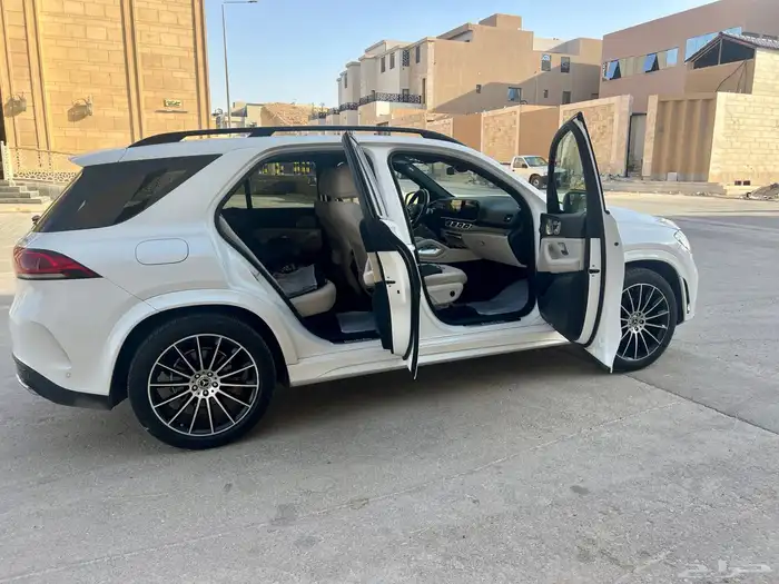 مرسيدس 2021 Mercedes GLE 350 استخدام نظيف جدا 4