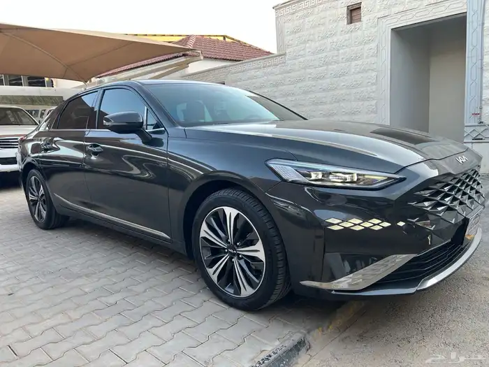 كيا K8 2022 ممشى 6 سلندر ممشى 80.000 لدى قمة الاطلال 4