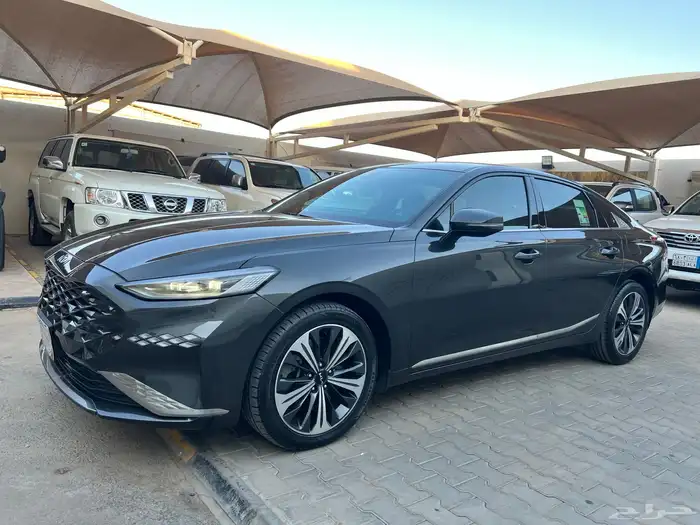 كيا K8 2022 ممشى 6 سلندر ممشى 80.000 لدى قمة الاطلال 30