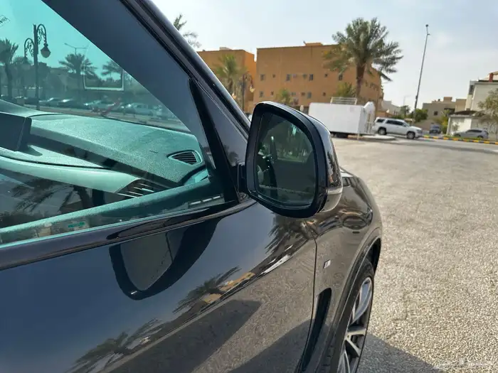 BMW X5 M 2016 فل كامل 19