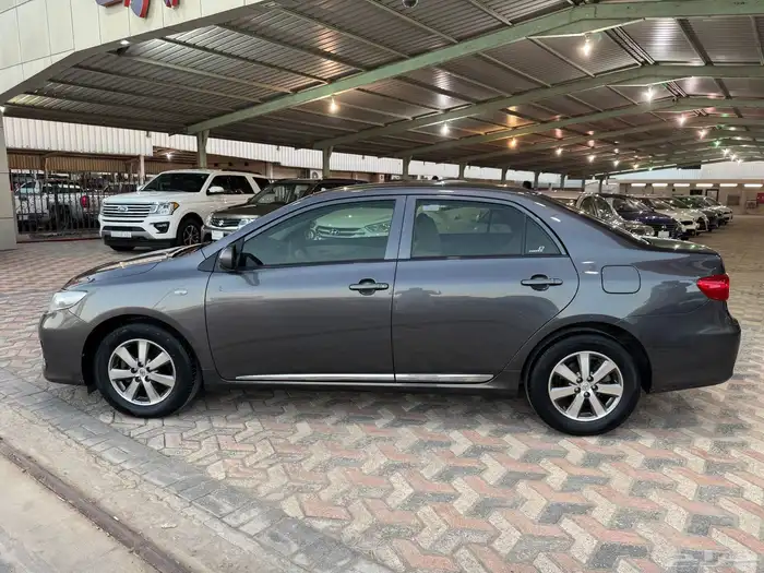 تويوتا كورلا 2013 مخزنة 2