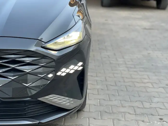 كيا K8 2022 ممشى 6 سلندر ممشى 80.000 لدى قمة الاطلال 37