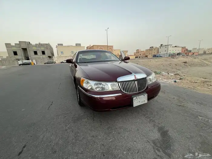 لنكولن تاون كار 1998 29