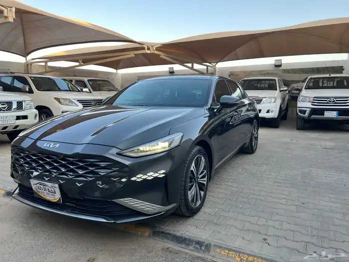 كيا K8 2022 ممشى 6 سلندر ممشى 80.000 لدى قمة الاطلال 34