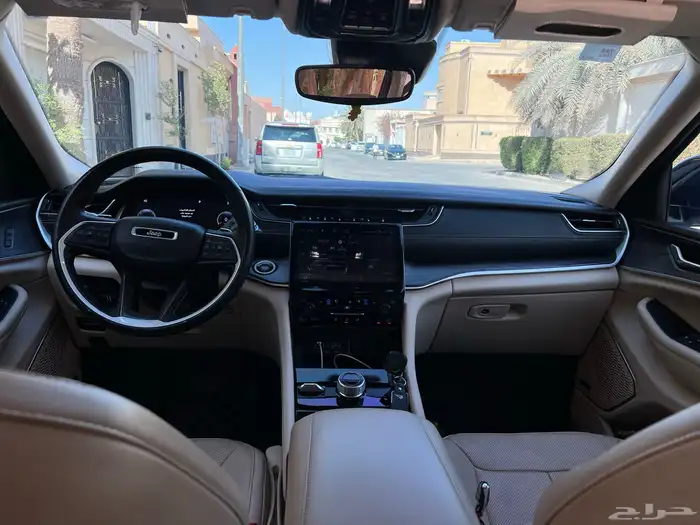 جيب شيروكي 2021 ليمتد L 14