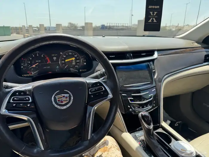 كاديلاك xts فل كامل بلاتينيوم ممشى قليل 10