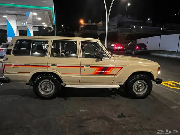 لاندكروزر 1984 26