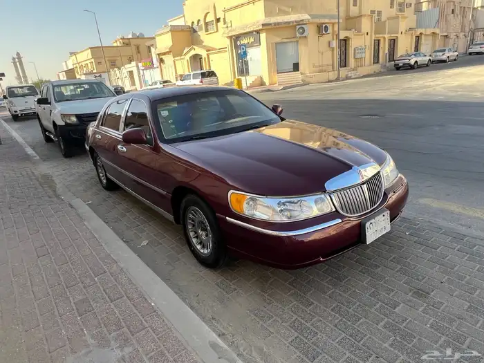 لنكولن تاون كار 1998 19