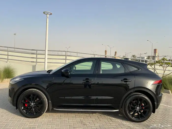 جاكوار E pace 2024 16