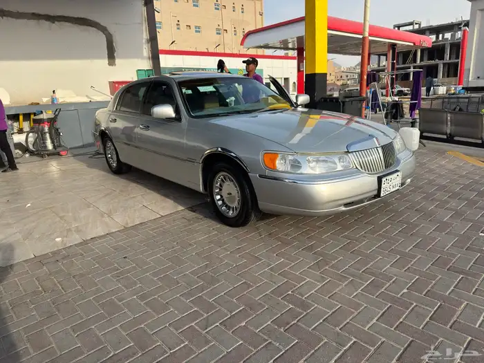 تاون كار 1999 0