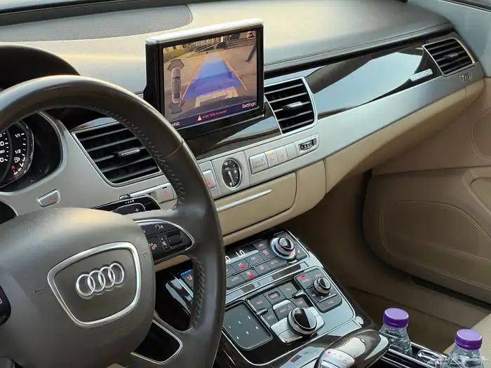 اودي A8 2014 (ممشى قليل) 16