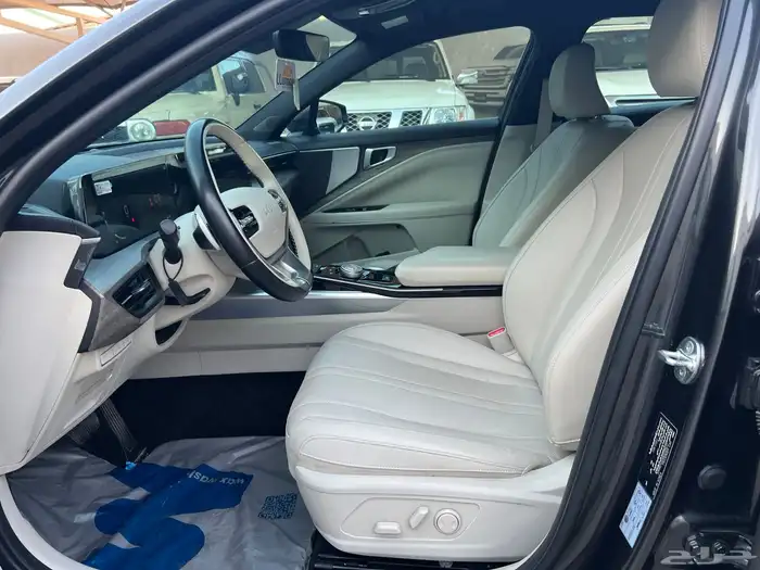 كيا K8 2022 ممشى 6 سلندر ممشى 80.000 لدى قمة الاطلال 58