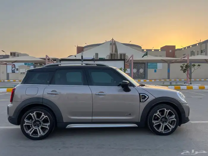 MINI COUNTRYMAN (S) ميني كوبر كانتري مان 3