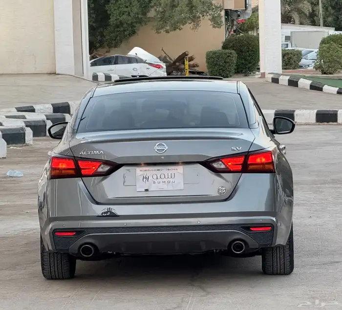 نيسان التيما موديل 2021 نص فل نظيف 4