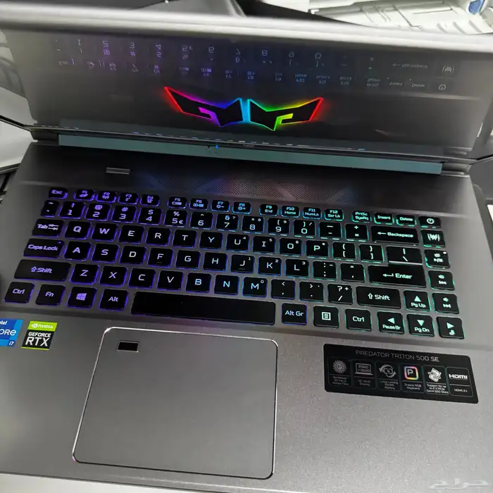 للبيع  Predator Helios 300   وحش الألعاب بوضع نظيف جدا 5