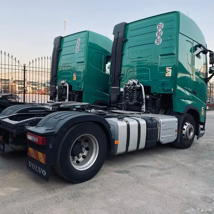 شاحنات فولفو 2021 VOLVO 5