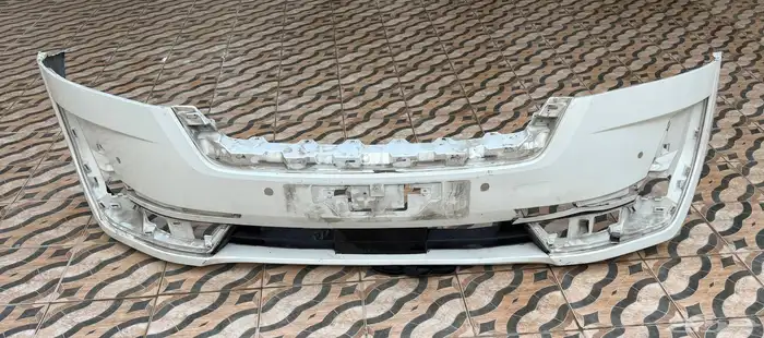 صدام أمامي جيب باترول وكالة نيسان 2022 5