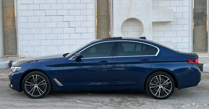 بي ام دبليو 520i 2022 (بحالة ممتازة) 4
