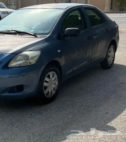 للبيع يارس 2012 1
