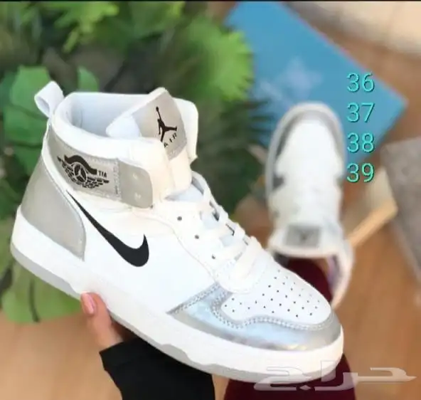 شوزات نسائيه 56