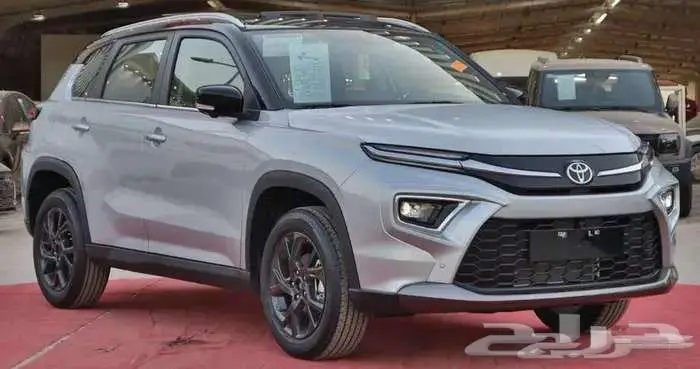تويوتا اوربان كروزر GLX 2025 4