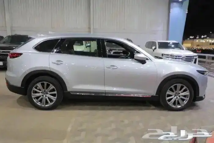 مازدا CX9 فل كامل سيجنيتشر فتحة سقف جلد موديل 2023 3