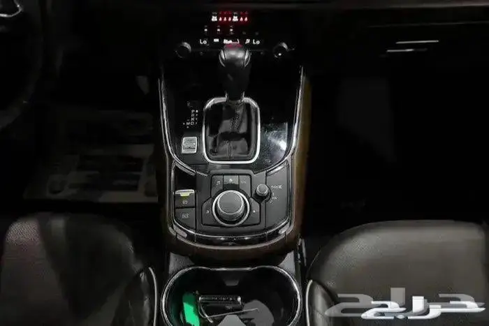 مازدا CX9 فل كامل سيجنيتشر فتحة سقف جلد موديل 2023 12