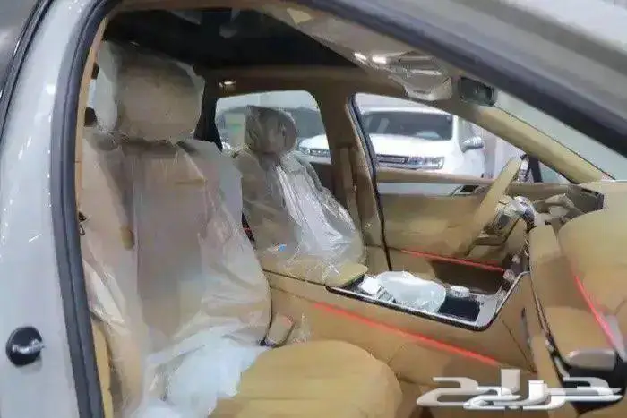 جينيسس G80 بريستيج بانوراما جلد اربعة سلندر موديل 2025 9