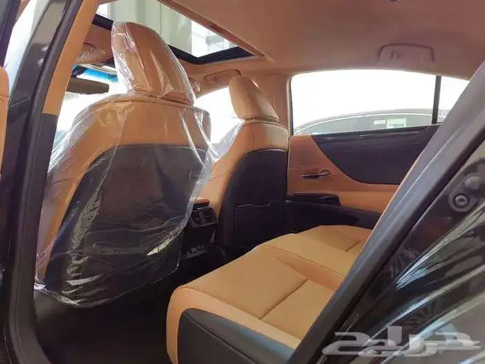 ليكزس اي اس 250 AA موديل 2025 سعودي 5