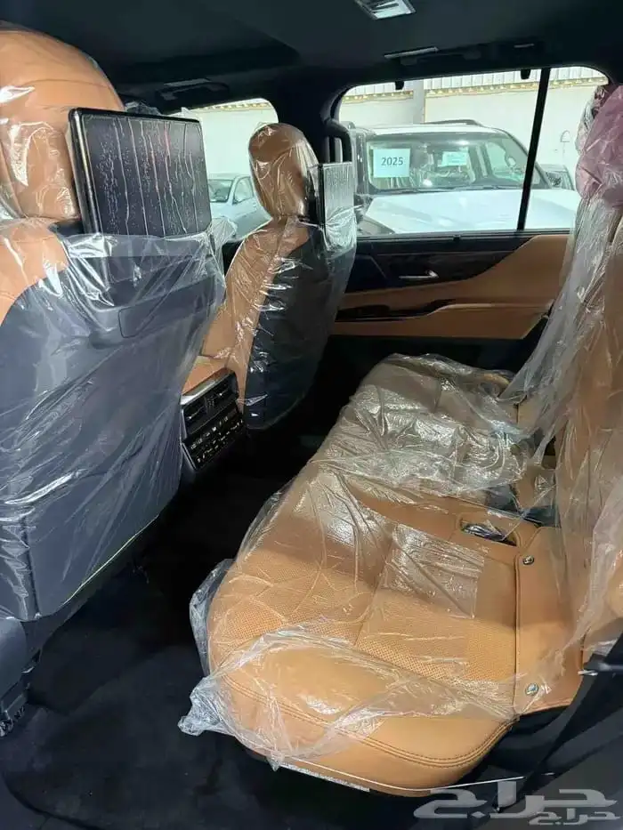 لكزسBB-2025-LX600خليجي بريمي مالك اول شرط ممشى200كيلو 18