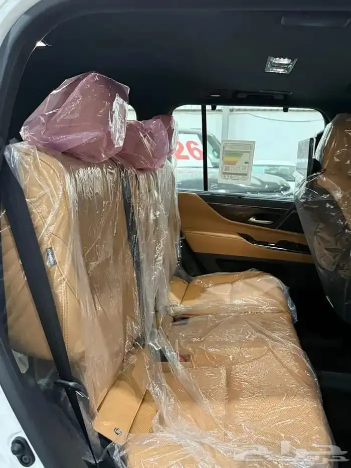 لكزسBB-2025-LX600خليجي بريمي مالك اول شرط ممشى200كيلو 16