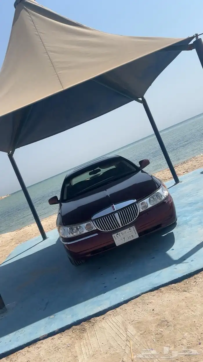 لنكولن تاون كار 1998 51