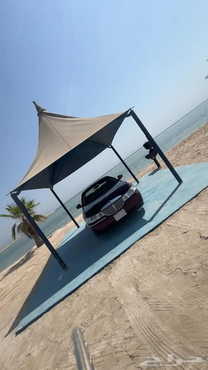 لنكولن تاون كار 1998 52