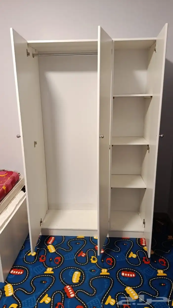 سرير خشب و دولاب ملابس جديد متوفر اقساط 13