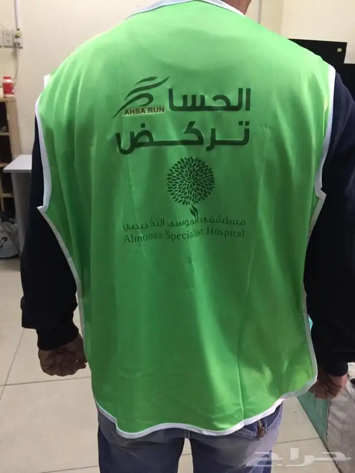 استيكرات وبنرات مشاريع كبيره مواجدين على مدار الساعه 48