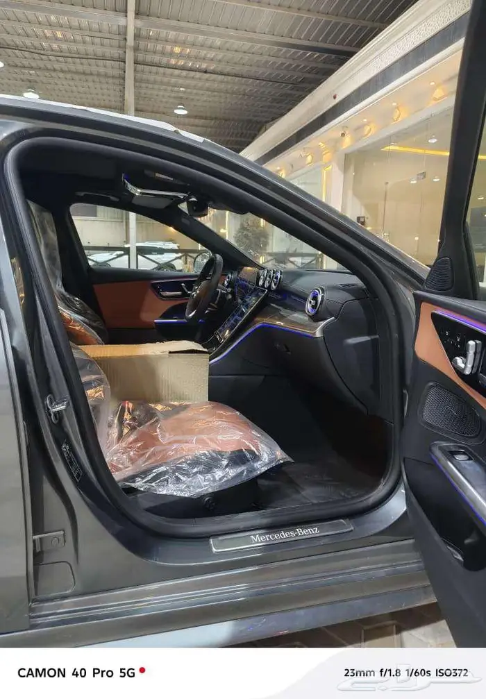 مرسيدس C200 AMG Line ( اصفار) موديل 2025 11