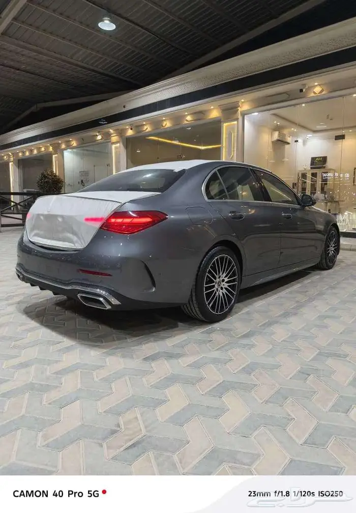 مرسيدس C200 AMG Line ( اصفار) موديل 2025 4