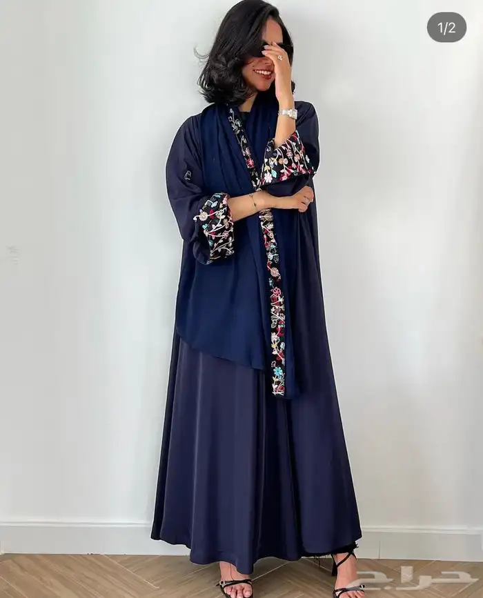 عباية مع الطرحه و البكج جديده غير مستعمله 0